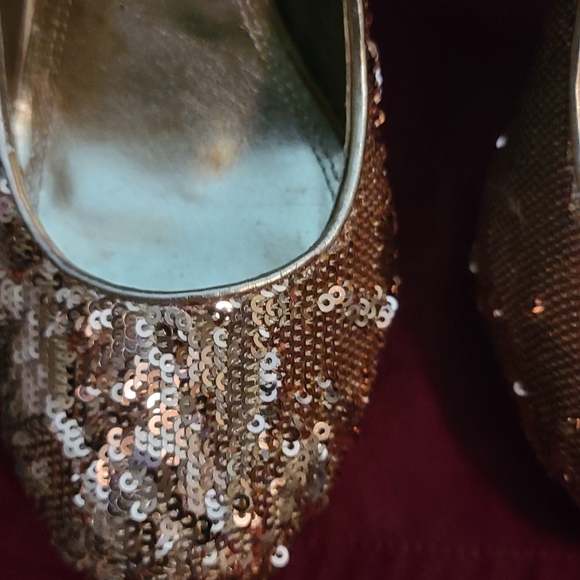 Steve Madden High Heels glitter and Golden chrome color size 6.5 used. - Picture 15 of 16